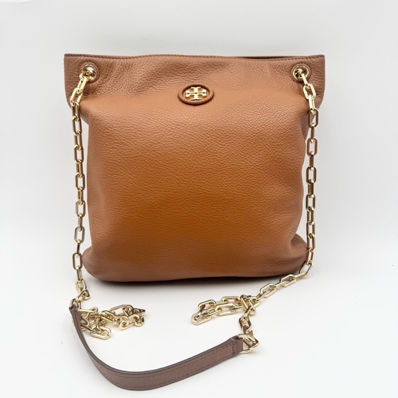 Tory Burch Handbags - Tory Burch Marsden Swingpack Leather Crossbody Bag